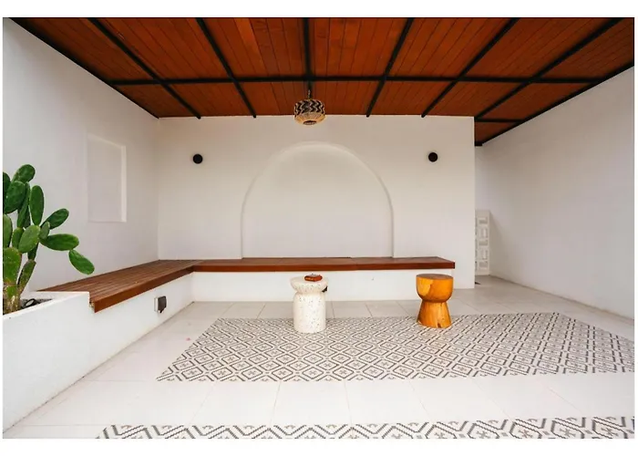 Villa Casa Gong 5 Bedroom Oasis With Pool Rooftop Near Gwk